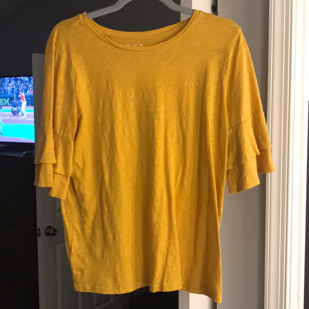 Gold top with ruffle sleeves